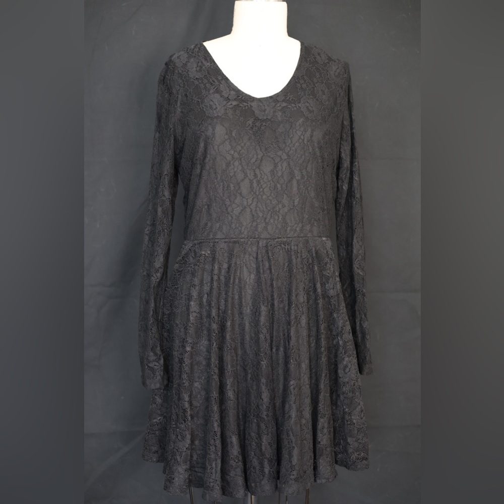 Elegant Black Lace Dress